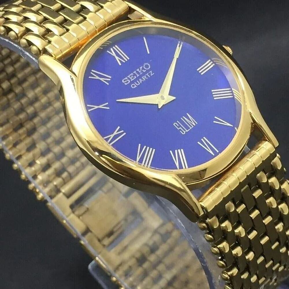 Vintage Style Seiko Quartz Mens Gold Watch & Blue accents W/ Metal Strap